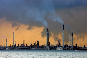 Oil Prices Rise Amid Tightening Supply, Thawing U.S-China Relations