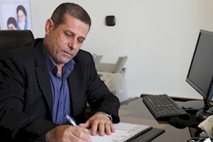 مردانی که موانع را ۳۰۰۰ متر زیر زمین دور می‌زنند/ ساخت تجهیزات منحصربه فرد نفتی در کارخانه کالباس