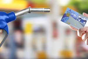 فراگیر شدن استفاده از کارت سوخت نیازمند تسهیل فرایندهاست