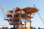 عملیات بارگیری عرشه‌های ۱۰۰۰ تنی میدان هندیجان آغاز شد