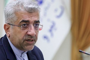 وزیر نیرو: پیمانکاران واجد شرایط برق در اولویت تسویه مطالبات/با زنگنه برای تهاتر نفت جلسه می گذاریم