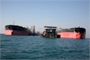 امکان پهلوگیری غول‎ پیکرترین نفتکش‌ های جهان در خارگ فراهم است